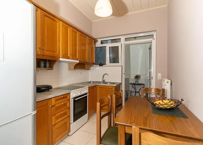 Fivos Appartement *